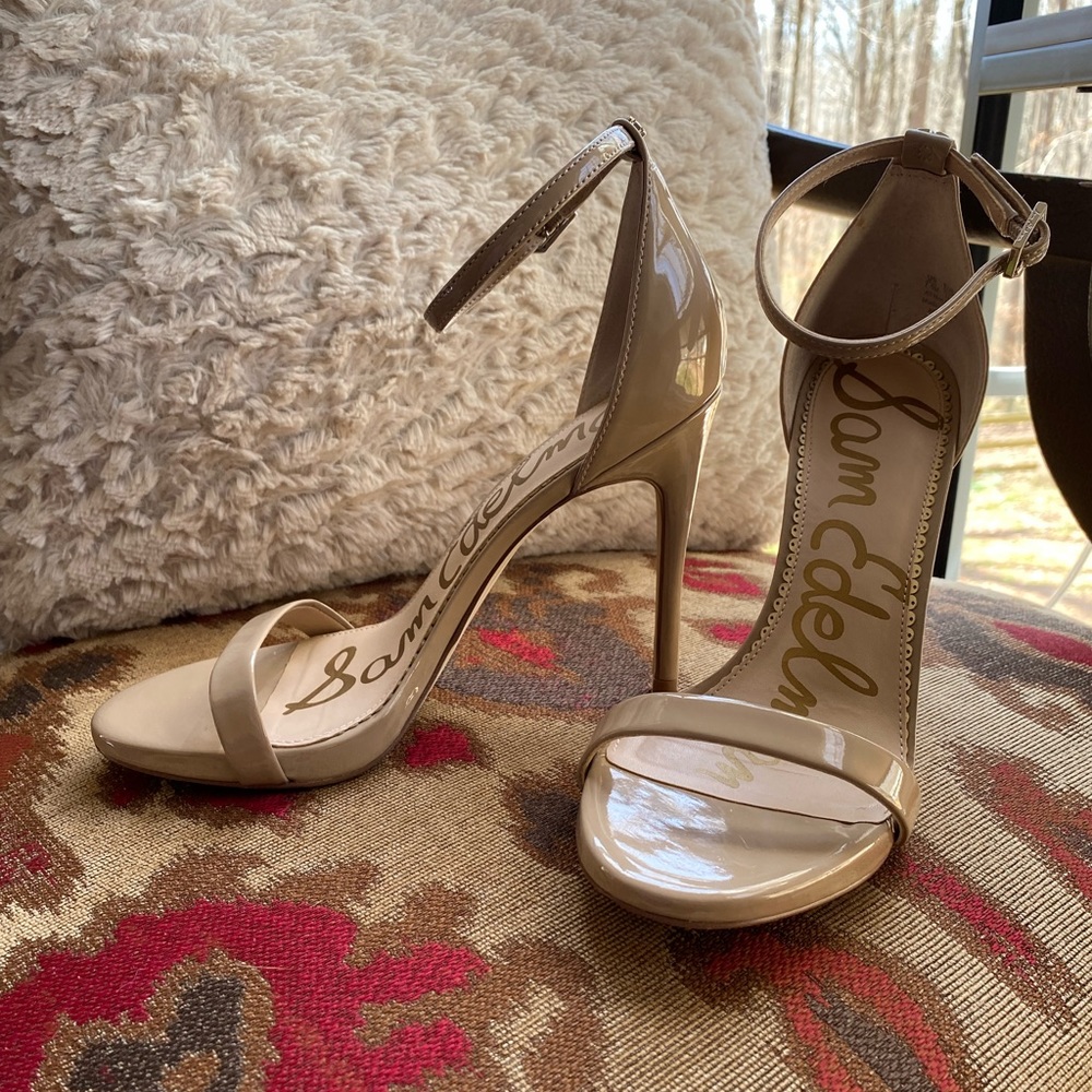 Arielle Ankle Strap Heels - Nude Patent Leather
